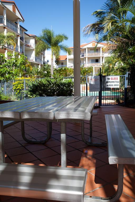 גולד קוסט Blue Water Bay Villas מראה חיצוני תמונה