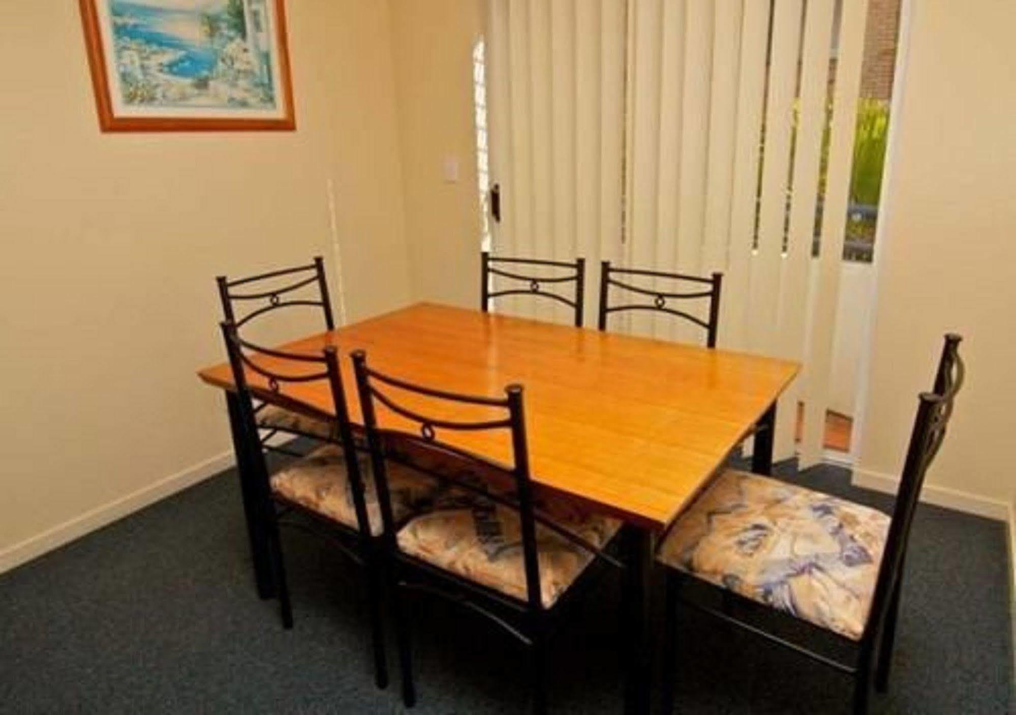 גולד קוסט Blue Water Bay Villas מראה חיצוני תמונה