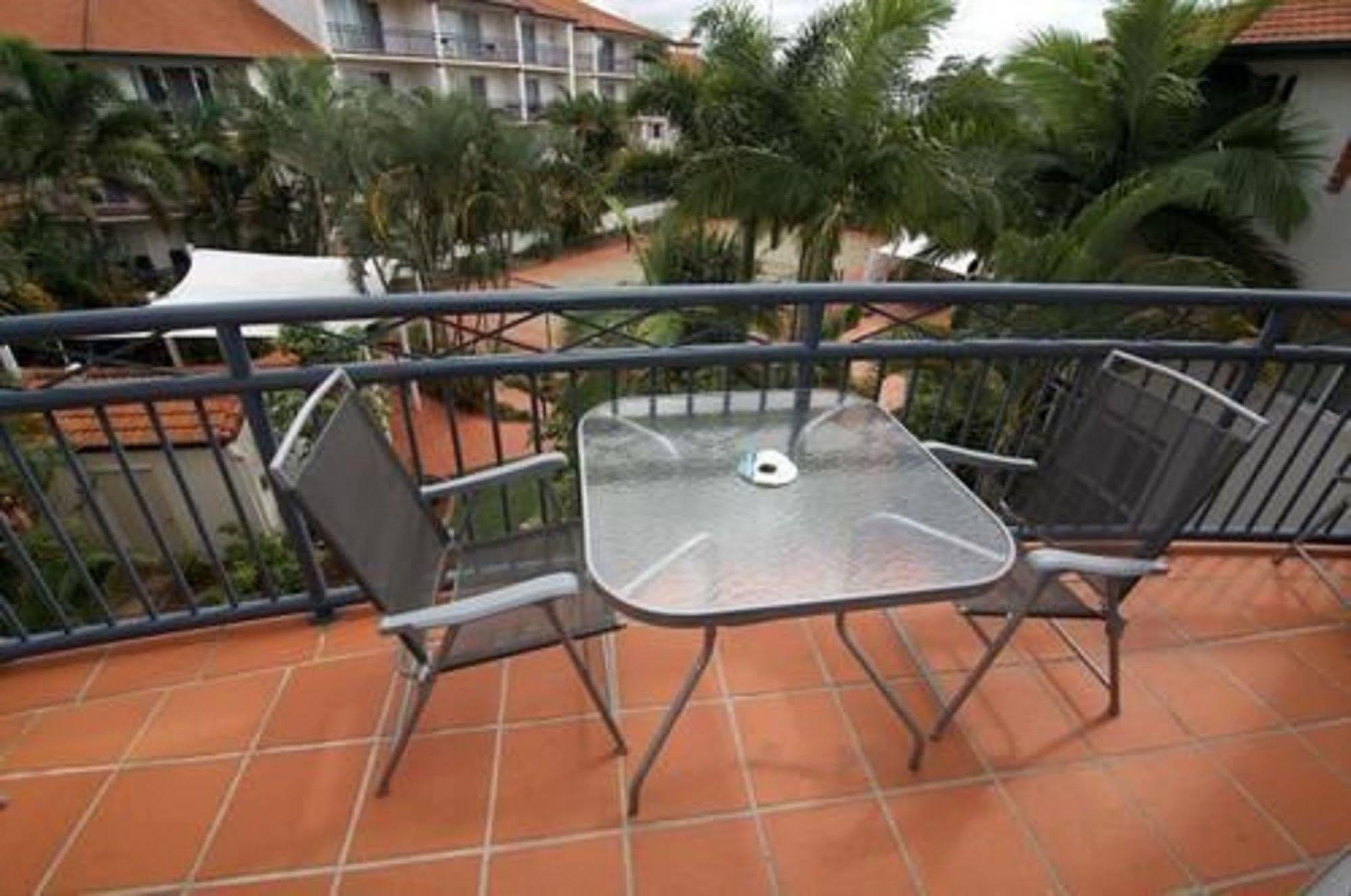 גולד קוסט Blue Water Bay Villas מראה חיצוני תמונה